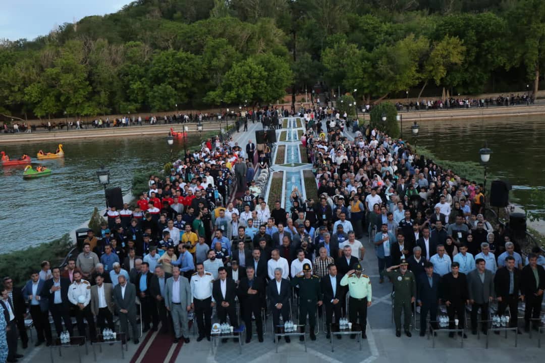 آغاز رسمی سی و هفتمین دوره تور دوچرخه سواری بین‌المللی ایران - آذربایجان در تبریز